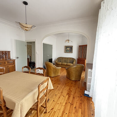 Appartement 4 pièces 700 €