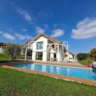 Maison 5 pièces 649000 €