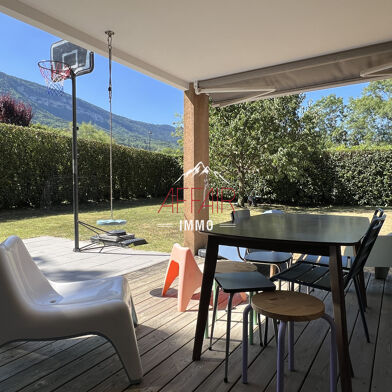 Appartement 6 pièces 735000 €