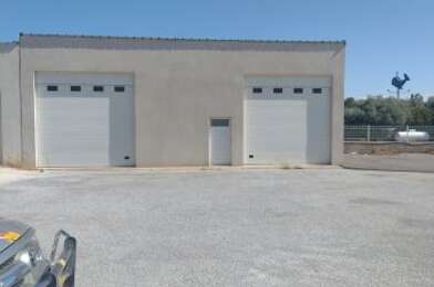 Commerce  749000 €