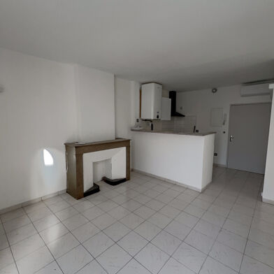 Appartement 3 pièces 595 €