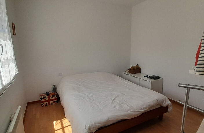 MAISON DE PLAIN-PIED PROCHE COMMERCES — photo 5