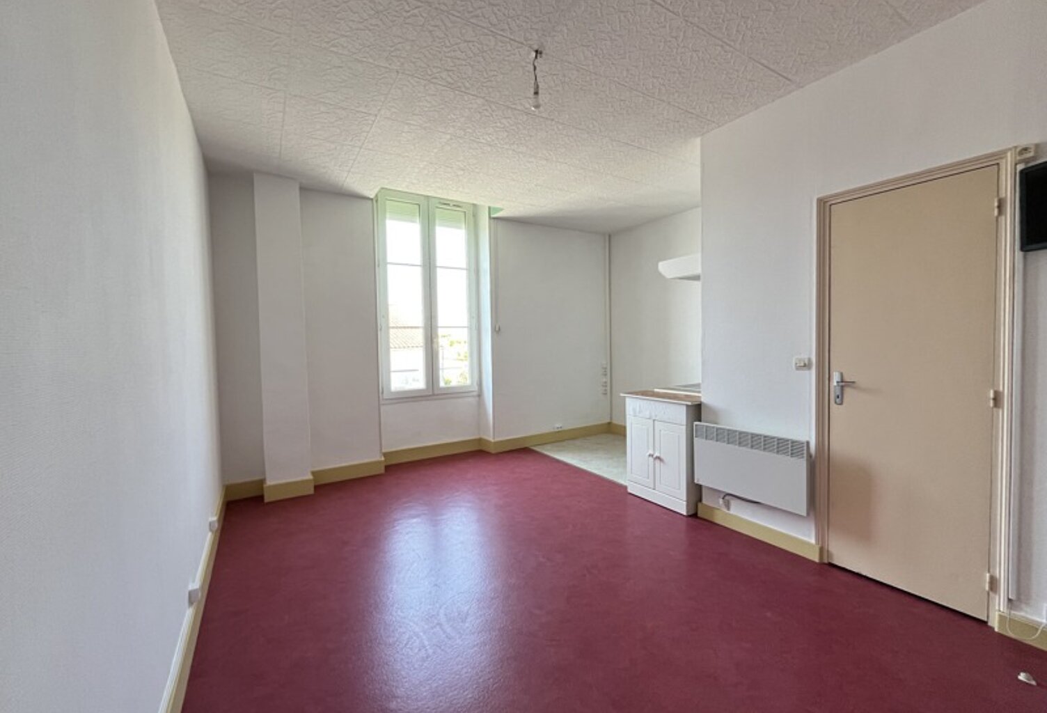Studio de 1 pièces principales — photo 1