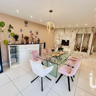 Maison 5 pièces 415000 €