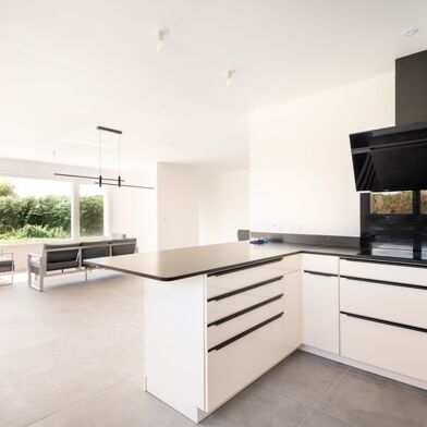 Maison 5 pièces 369600 €