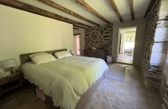 Maison en pierre de 5 pièces principales — photo 4
