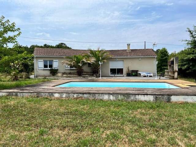 Contemporaine de 5 pièces principales — photo du bien