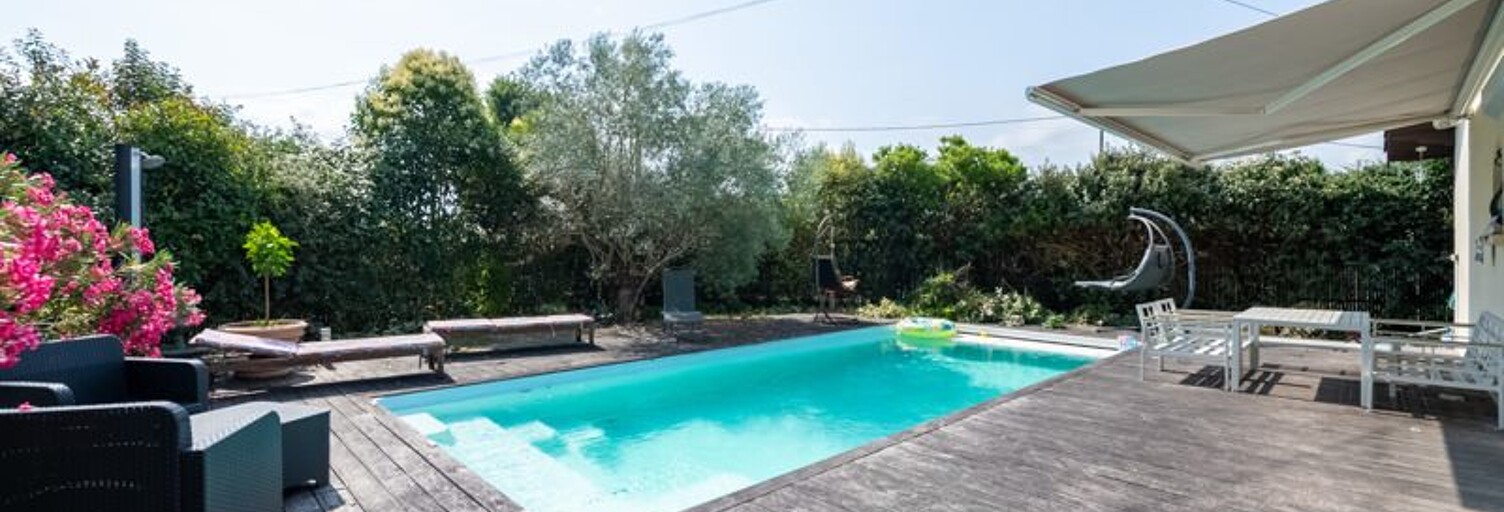 Maison 6 Pièces 142 m² à vendre à Sallebœuf (33370)