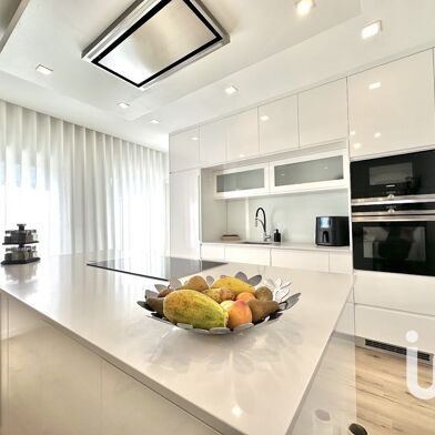 Maison 6 pièces 489000 €