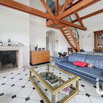 Appartement 6 pièces 393000 €