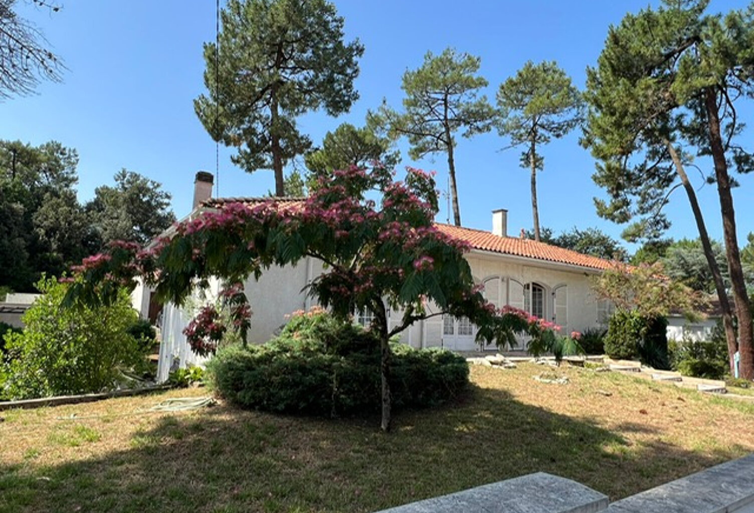 VILLA ANNEES 70 — photo 1