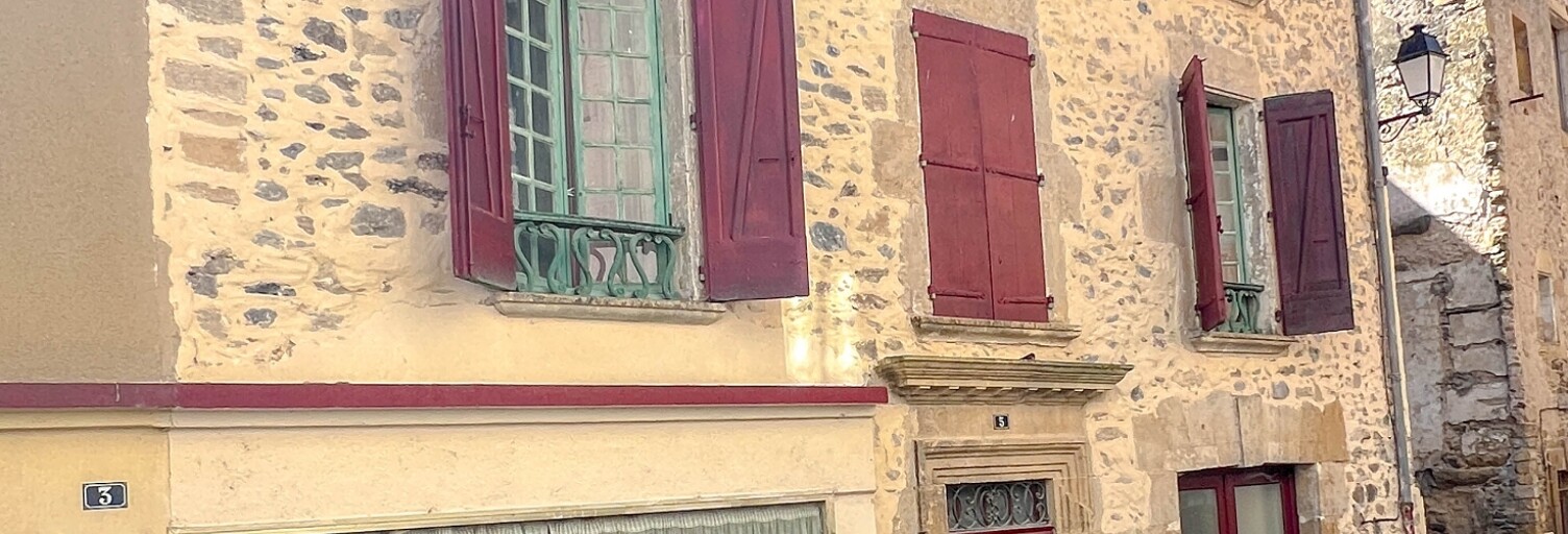 Maison 9 Pièces 131 m² à vendre à Saint Geniez d'Olt et d'Aubrac (12130)