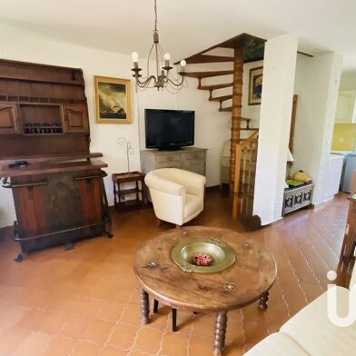 Maison 2 pièces 245000 €