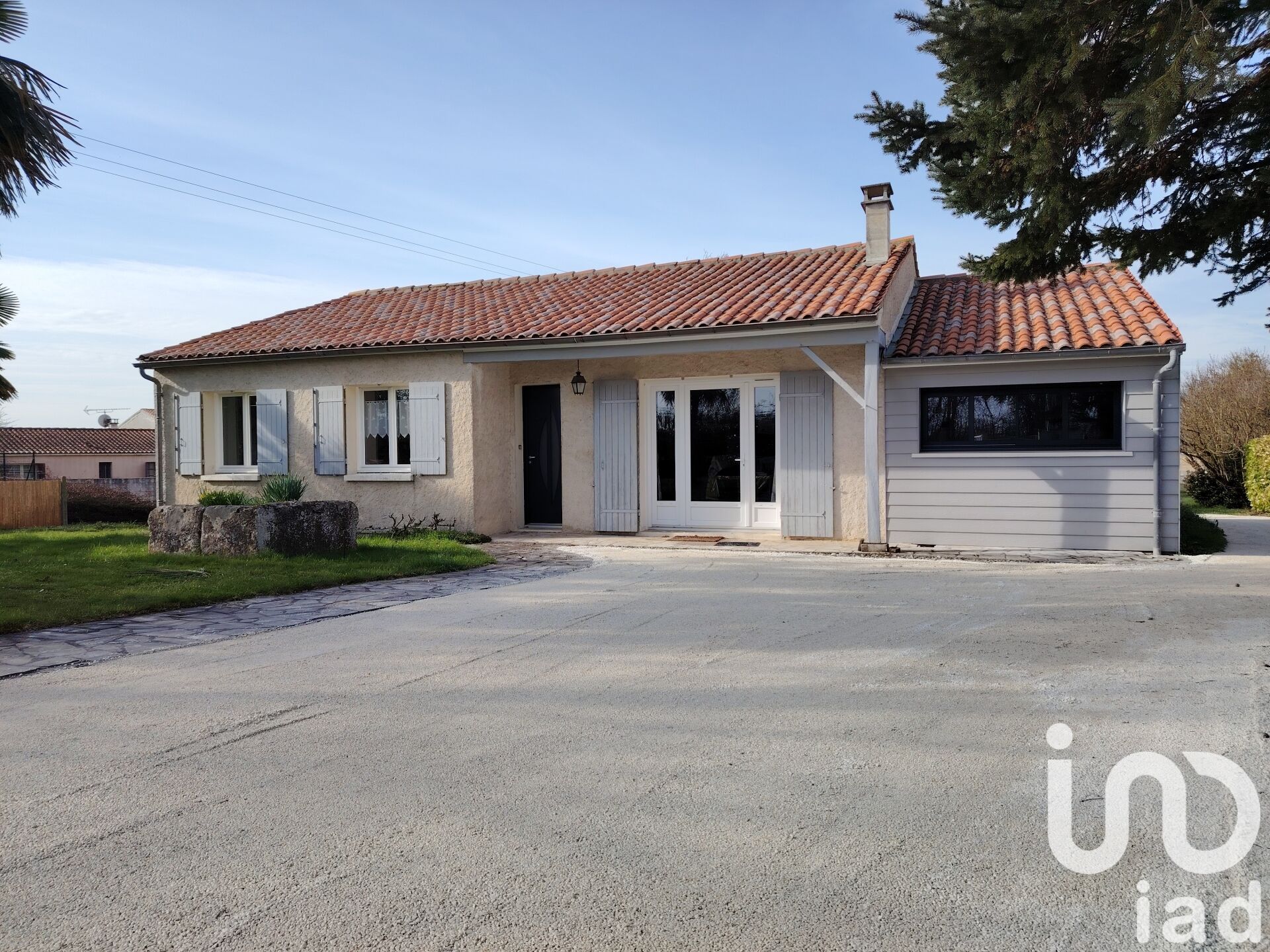 Jarnac-Champagne - 111m² - 6p. - 4ch.