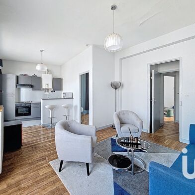 Appartement 4 pièces 260000 €