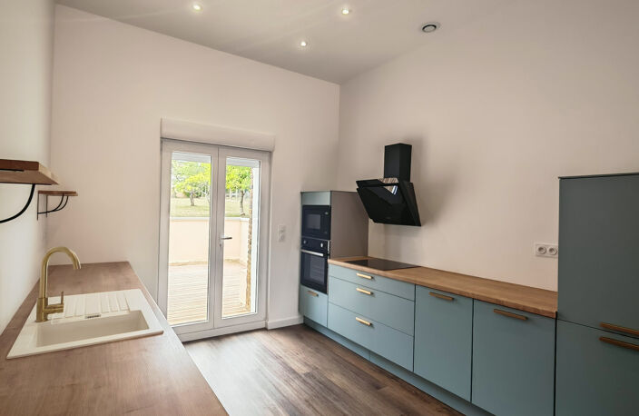 Maison de charme rénovée à Bucey-en-Othe   140 m2 habitables — photo 3