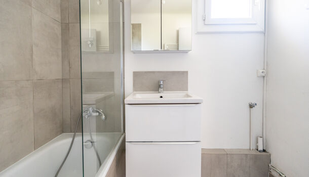 Appartement 2 pièces  à vendre Aix-en-Provence 13100