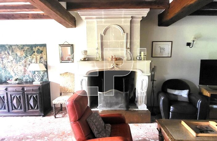 Brézé. Belle et grande maison familiale en tuffeau de 165m2 qu — photo 3