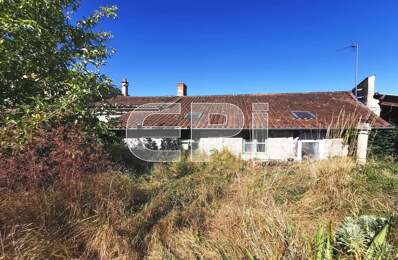 Réf 8076. Loudun, maison de 72 m² avec jardin, en parpaing et — photo du bien