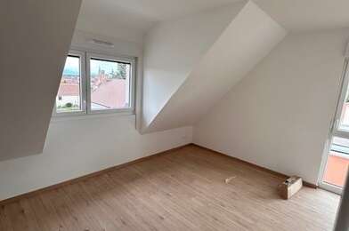 Appartement 4 pièces 275000 €
