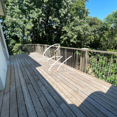 Appartement 4 pièces 280000 €