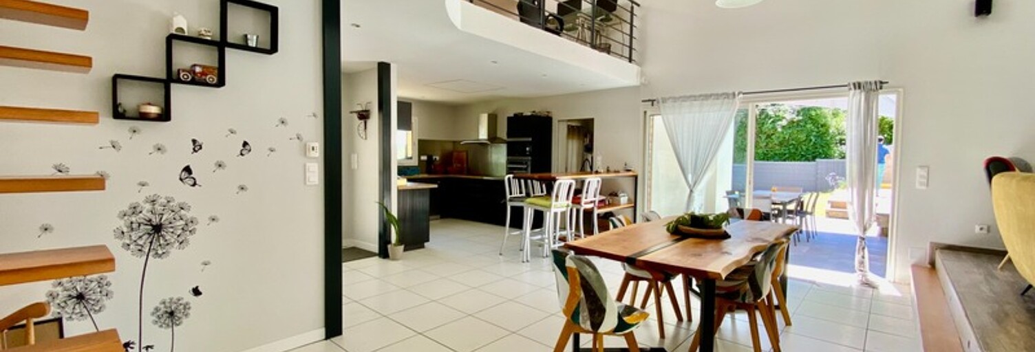 Maison 7 Pièces 185 m² à vendre à Escoussans (33760)