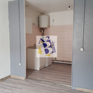Appartement 1 pièces 330 €