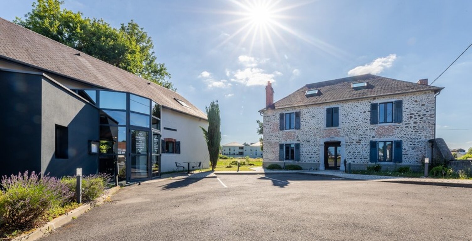Local commercial — photo 1