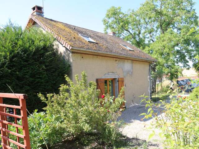 Charmante maison rénovée sur joli parc arboré — photo du bien
