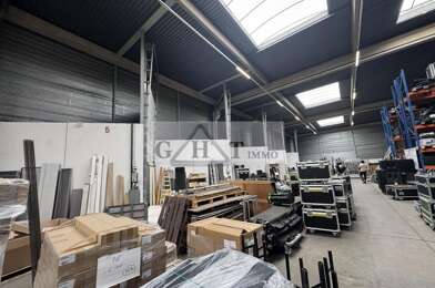 Local industriel  17469 €