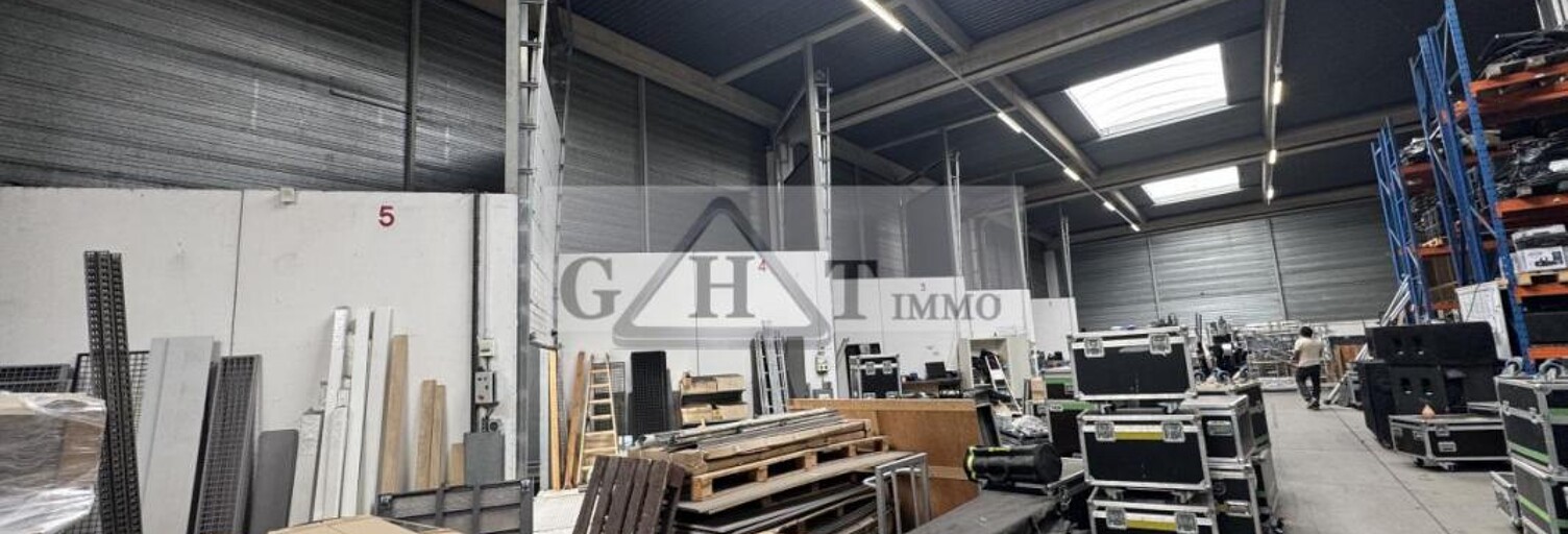 Local industriel  1000 m² à louer à Wissous (91320)