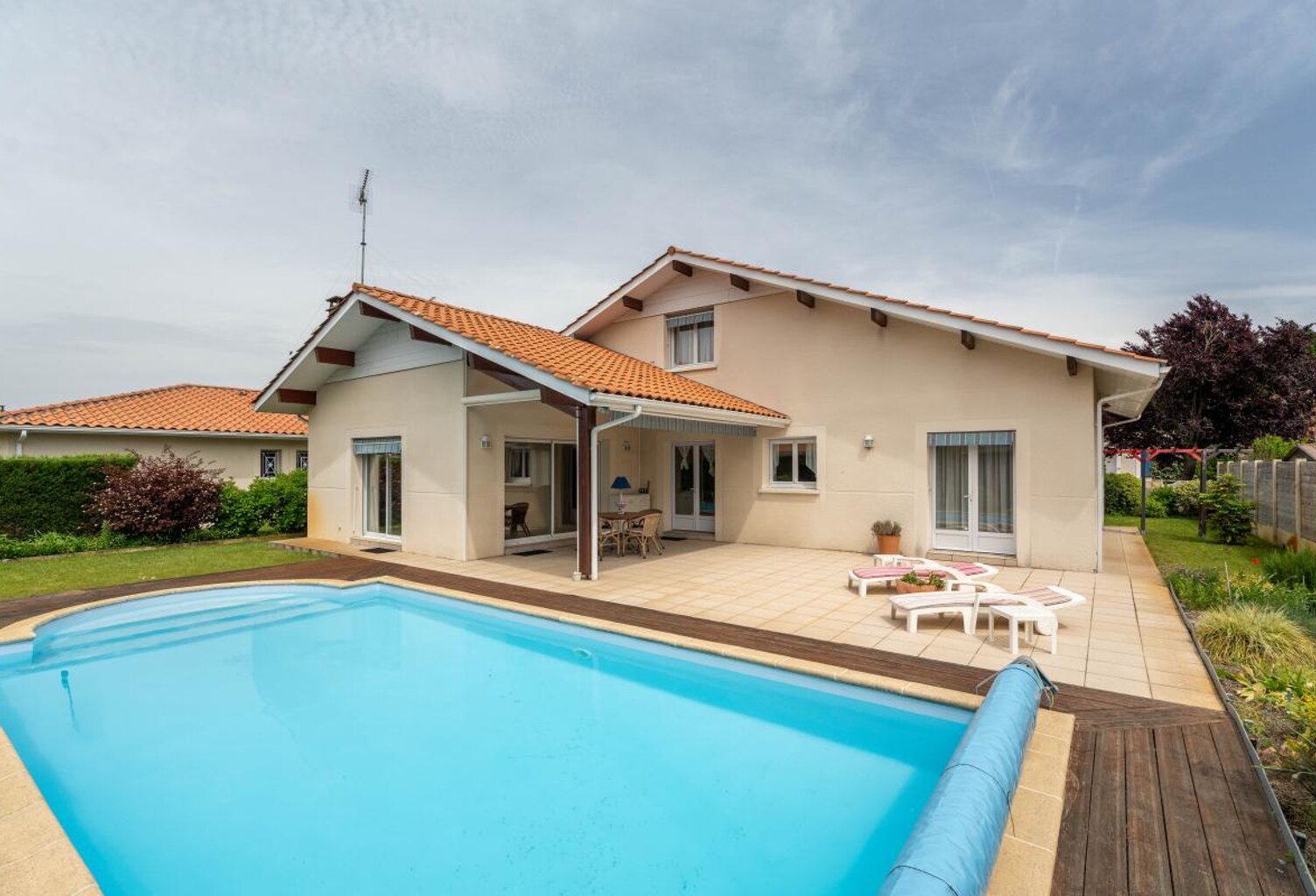 Maison À Vendre — photo 1