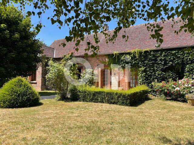 Maison ancienne À Vendre — photo du bien