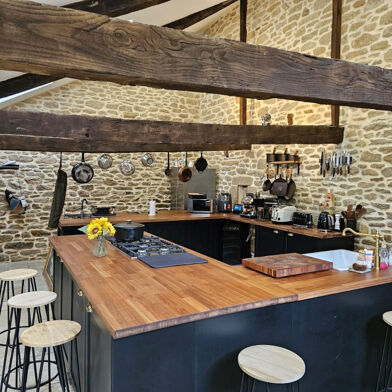 Maison 4 pièces 1250 €