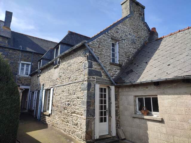 A VENDRE - SOQUET IMMOBILIER MAISON FAMILIALE 5 CHAMBRES - LANGOURLA — photo du bien