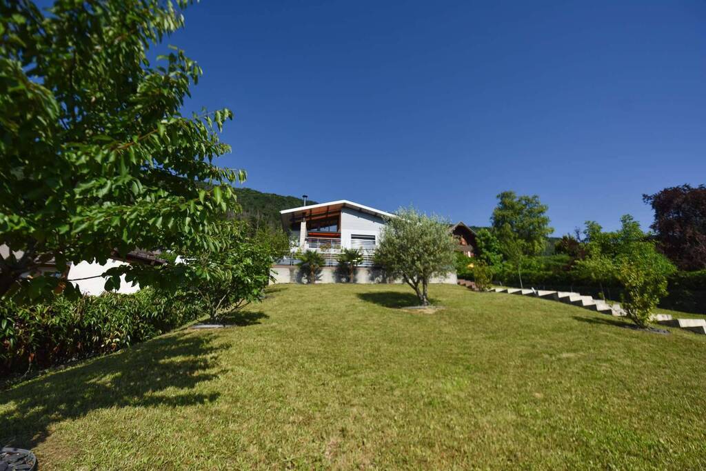 Villa / Maison  T8 à vendre Sévrier 74320