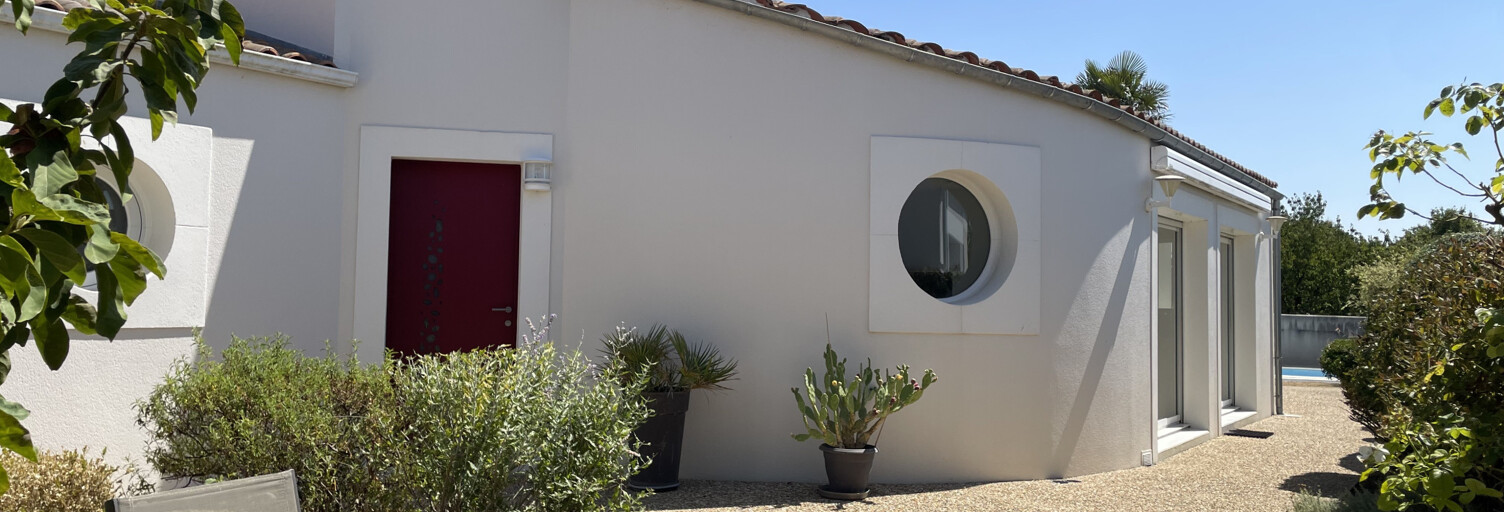 Maison 5 Pièces 141 m² à vendre à Clavette (17220)