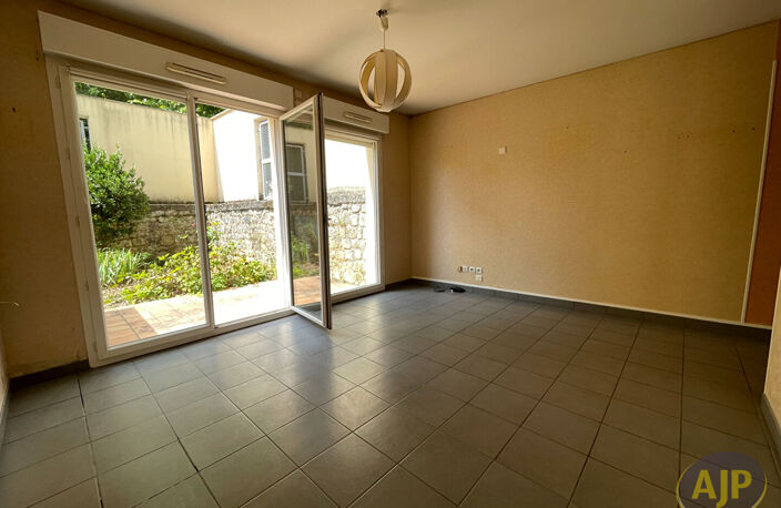 Appartement Saintes 3 pièce(s) 86.90 m2 — photo 2