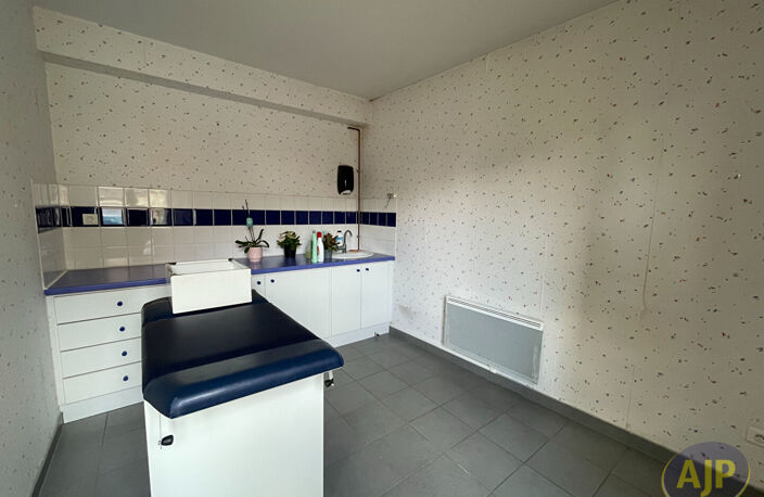 Appartement Saintes 3 pièce(s) 86.90 m2 — photo 4