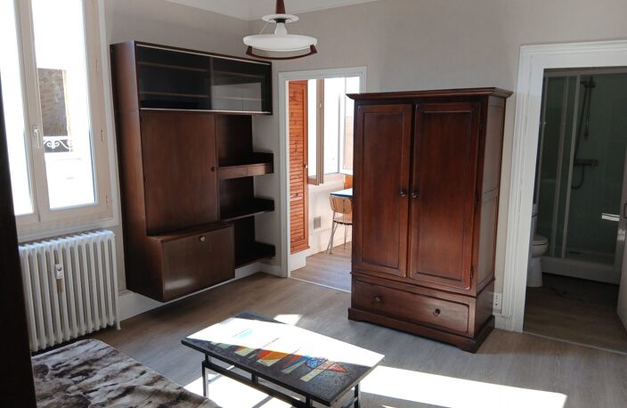 Immeuble de Rapport - 6 Lots — photo 3