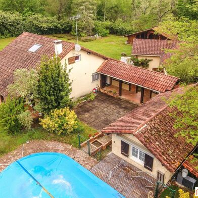 Maison 7 pièces 299000 €