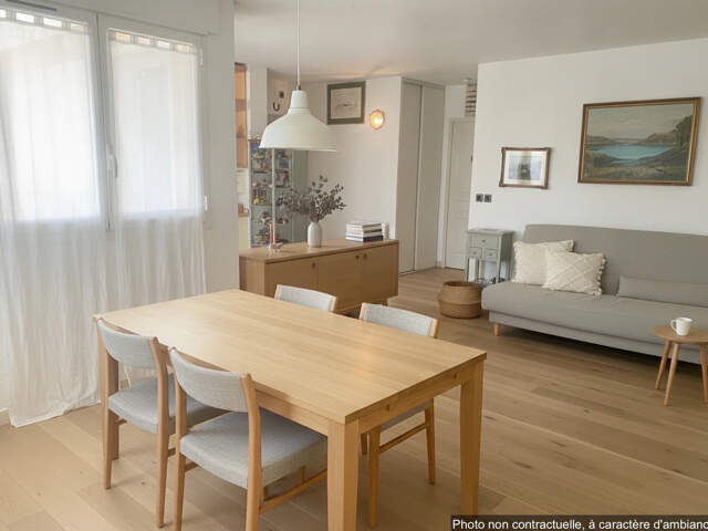 Exclusivité - Beau 2 pièces avec terrasse et parking en supp — photo du bien
