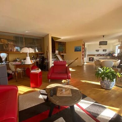 Appartement 4 pièces 122000 €