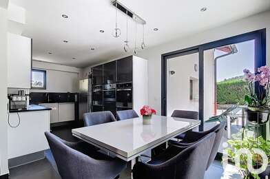 Maison 5 pièces 590000 €