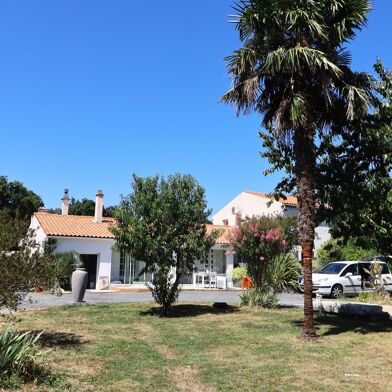 Maison 7 pièces 328200 €