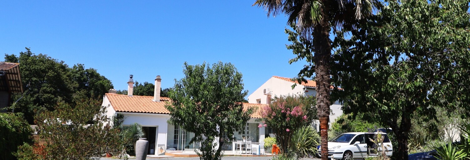 Maison 7 Pièces 162 m² à vendre à La Clisse (17600)