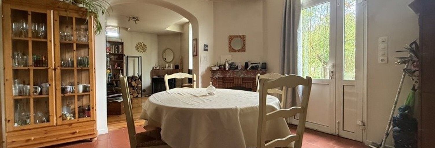 Maison 6 Pièces 144 m² à vendre à Les Églisottes-et-Chalaures (33230)