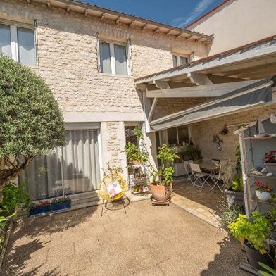 Maison 4 pièces 317700 €