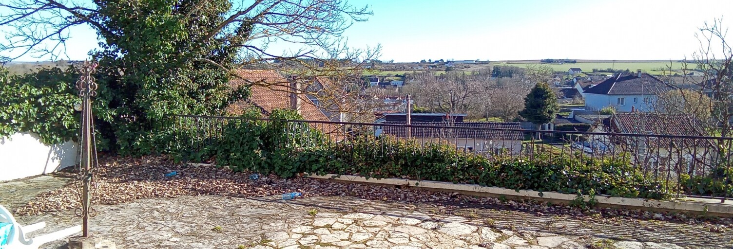 Immeuble  182 m² à vendre à Auxerre (89000)