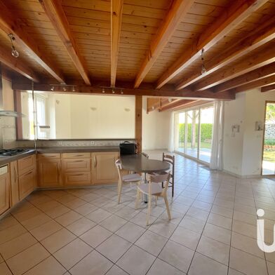 Maison 8 pièces 293000 €